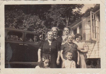 c. 1938 Grandmother Ida, Grandmother Herta, Brother Herbie, Aunt and Cousins