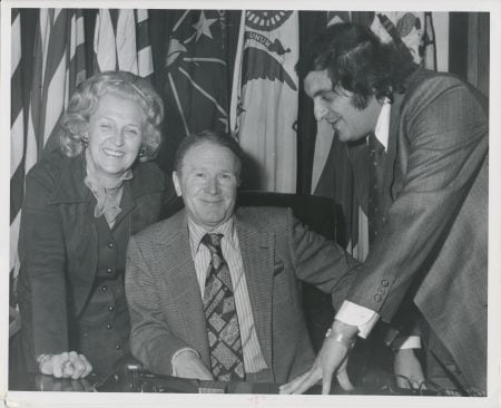 1975.00.00 At the US Senate Building_Mrs Vance Hartke_Red Buttons_Leon Charney