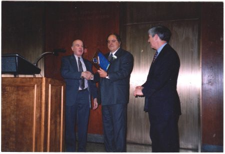 1998.05.22: Central Synagogue, Tikkun Olam Award. Leon Charney Accepting the award